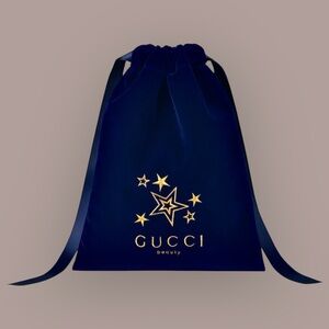 Limited Edition Navy-Blue Gucci Beauty Velour Drawstring Cosmetic-Makeup Pouch